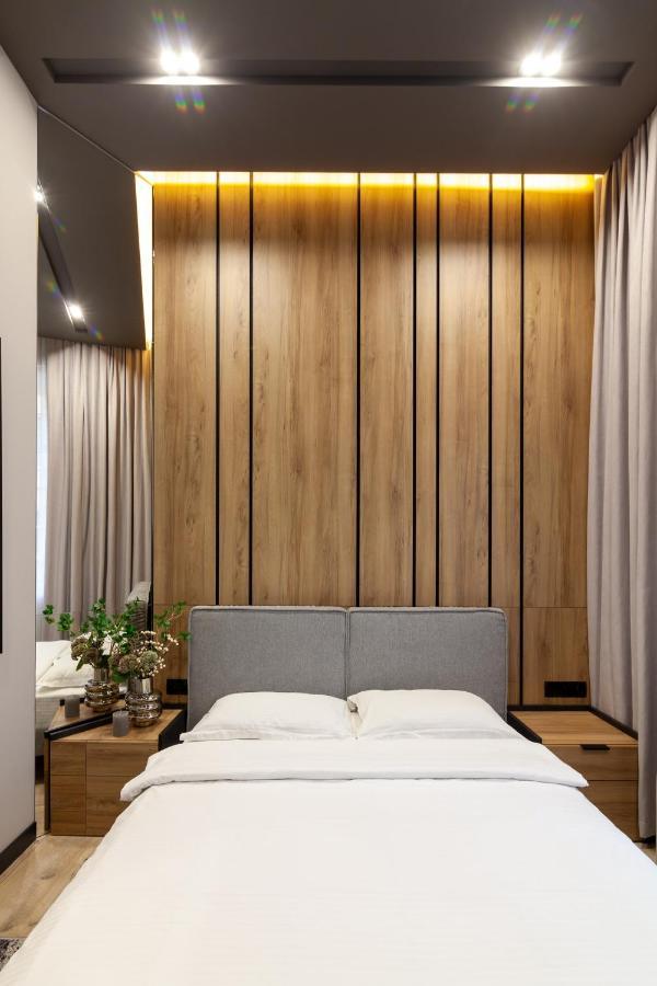 Royal Vip Apartment On Leontovicha 5 Lviv Luaran gambar