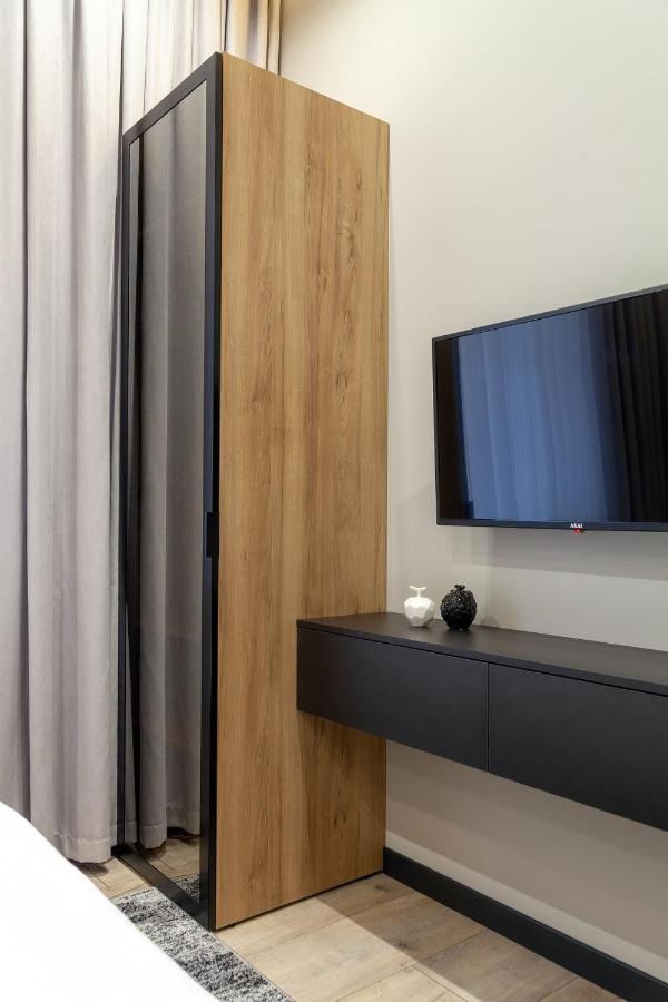 Royal Vip Apartment On Leontovicha 5 Lviv Luaran gambar