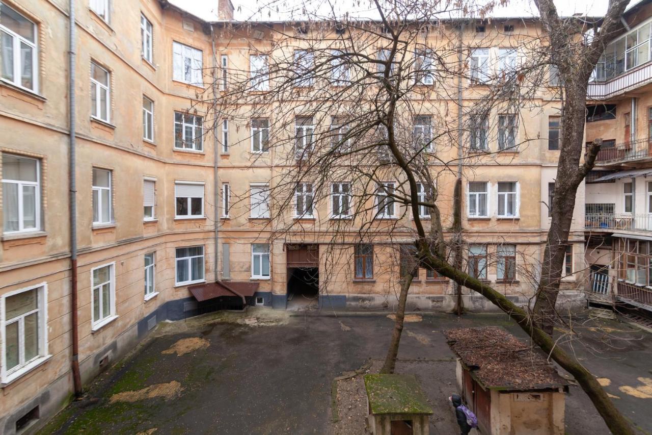 Royal Vip Apartment On Leontovicha 5 Lviv Luaran gambar
