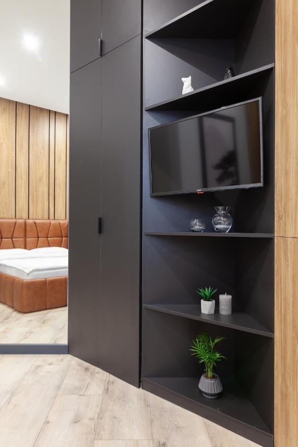 Royal Vip Apartment On Leontovicha 5 Lviv Luaran gambar